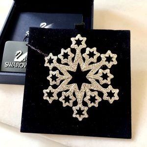 ❄️COLLECTIBLE Swarovski Snowflake Brooch 2000 Retired
